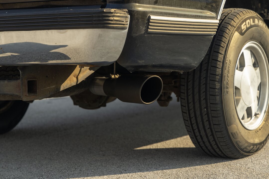 Flowmaster 818189 primary image