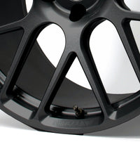 Dinan D750-0061-SE1-BLK primary image