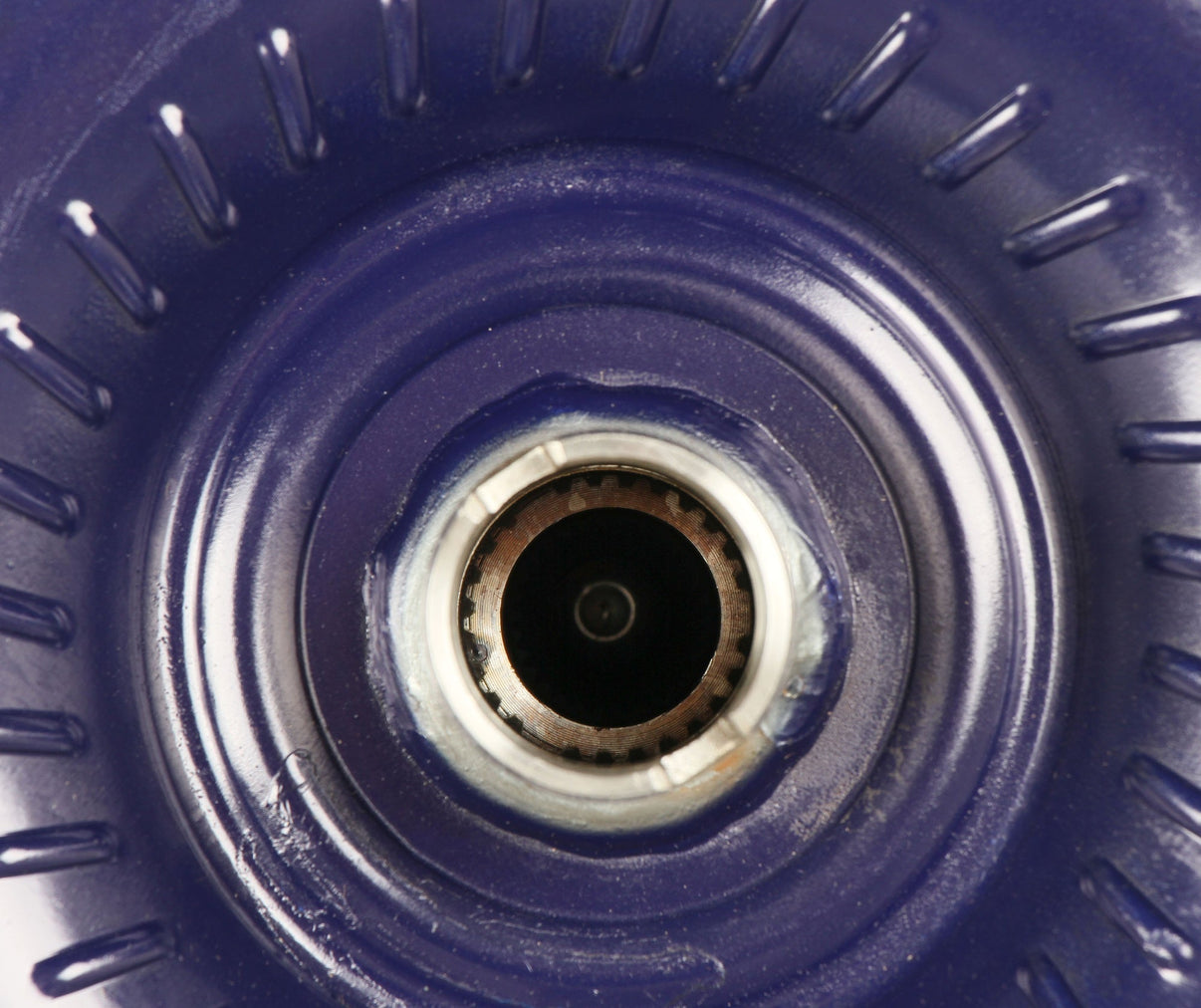B&M Holeshot 2400 Torque Converter - 1984-93 GM 700R4/4L60 and 1993-97 4L60E - Photo - out of package Bottom