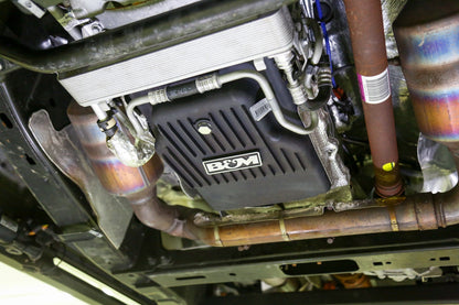 B&M Hi-Tek Heavy-Duty Deep Transmission Pan -  Ford 10R80 - Aluminum - Black - Photo - Close Up Side