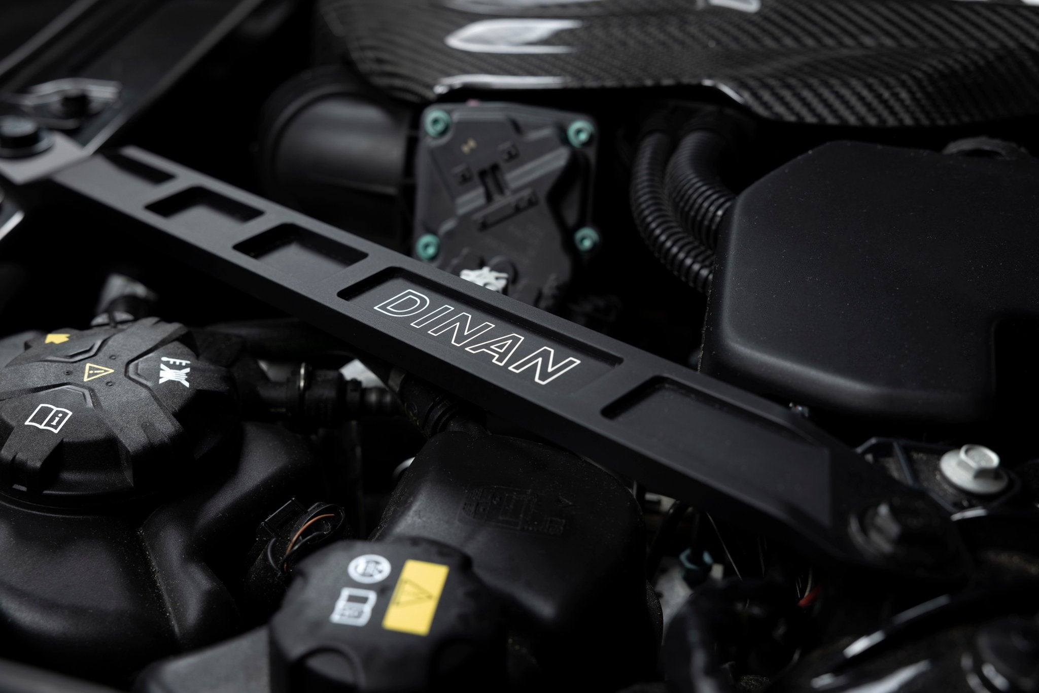 Dinan A9x GR Supra Experience Package (E) - Photo - out of package User 2