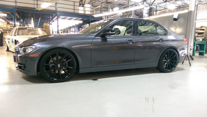 Dinan Performance Spring Set - 2013-2018 BMW 328i/330i xDrive - Photo - out of package Right