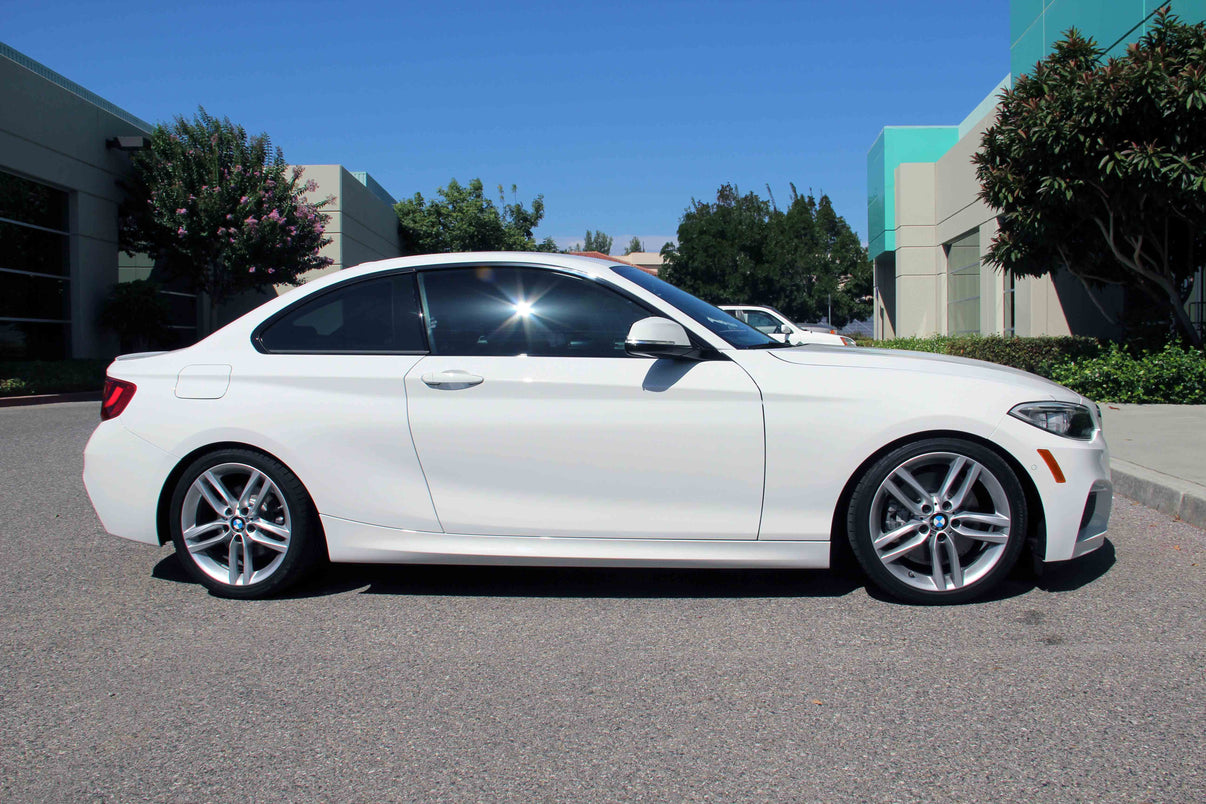 Dinan Performance Spring Set - 2014-2021 BMW 228i/230i/428i/430i - Photo - out of package Right