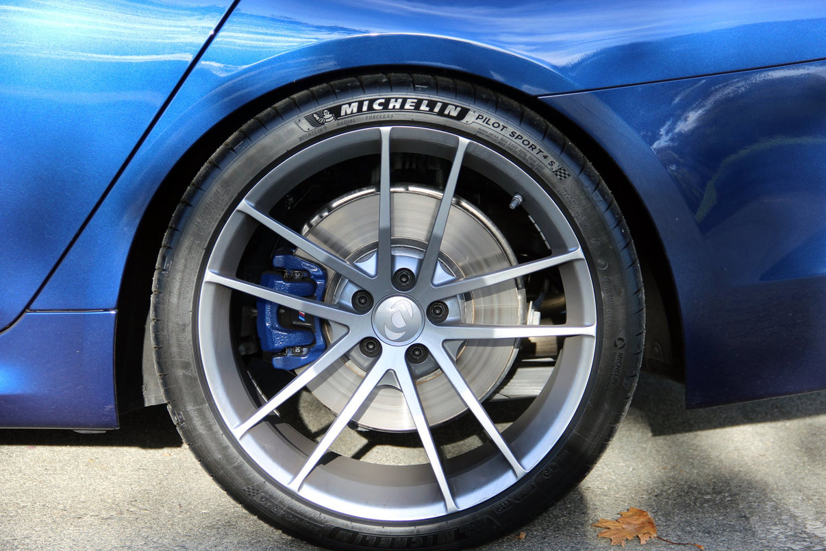 Dinan Performance Spring Set - 2018-2023 BMW M550i xDrive - Photo - out of package Back