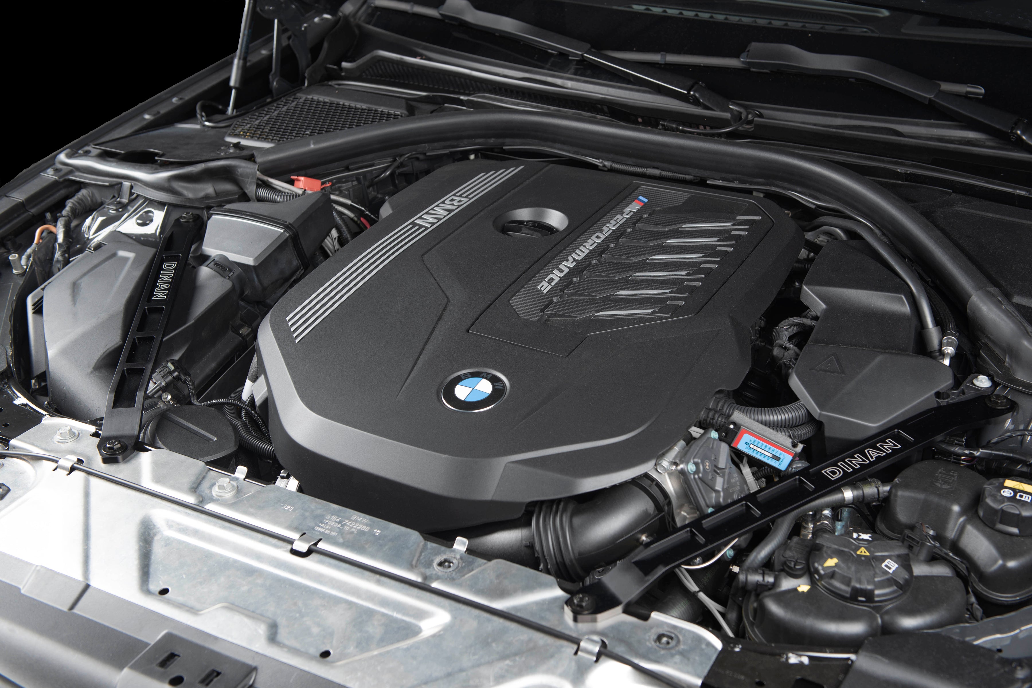 Dinan Strut Tower Braces - 2019-2026 BMW 230i/330i/M240i/M340i - Photo - out of package User 4