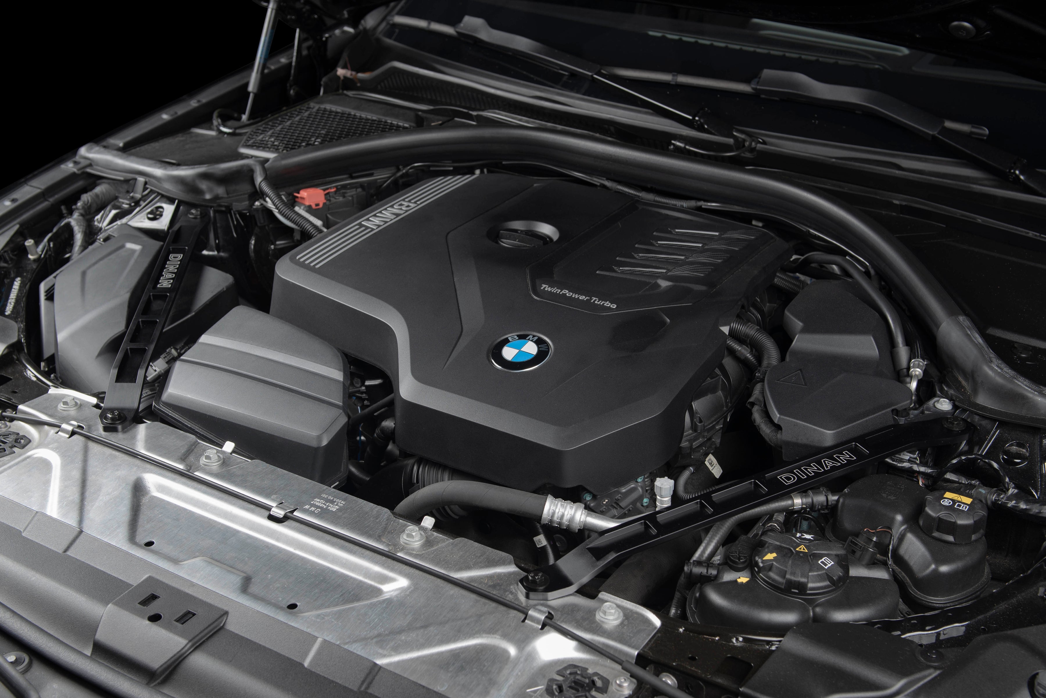 Dinan Strut Tower Braces - 2019-2026 BMW 230i/330i/M240i/M340i - Photo - out of package User 5