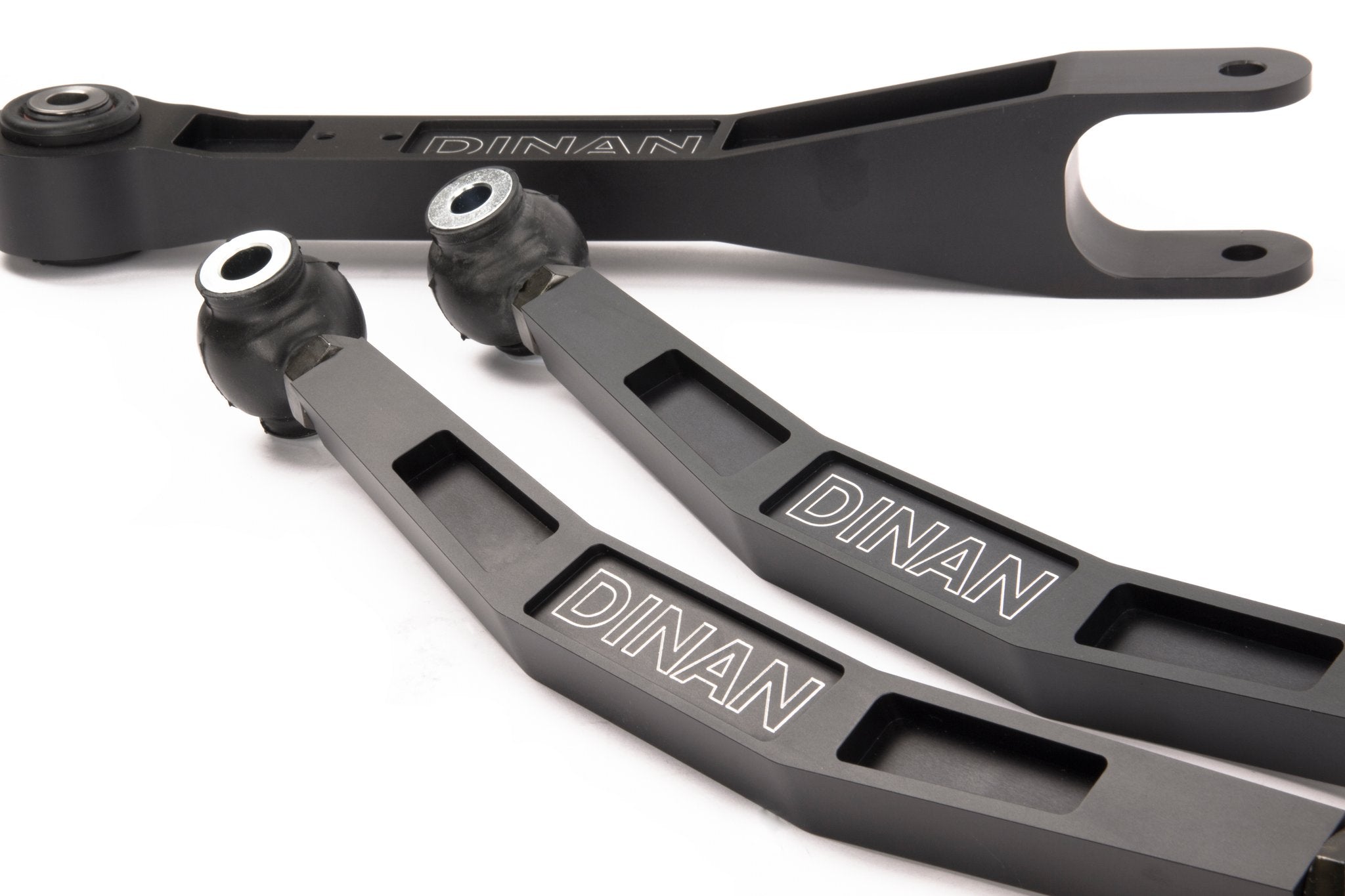Dinan Suspension Link Kit - 2018-2025 BMW M5/M8 - Photo - out of package User 2