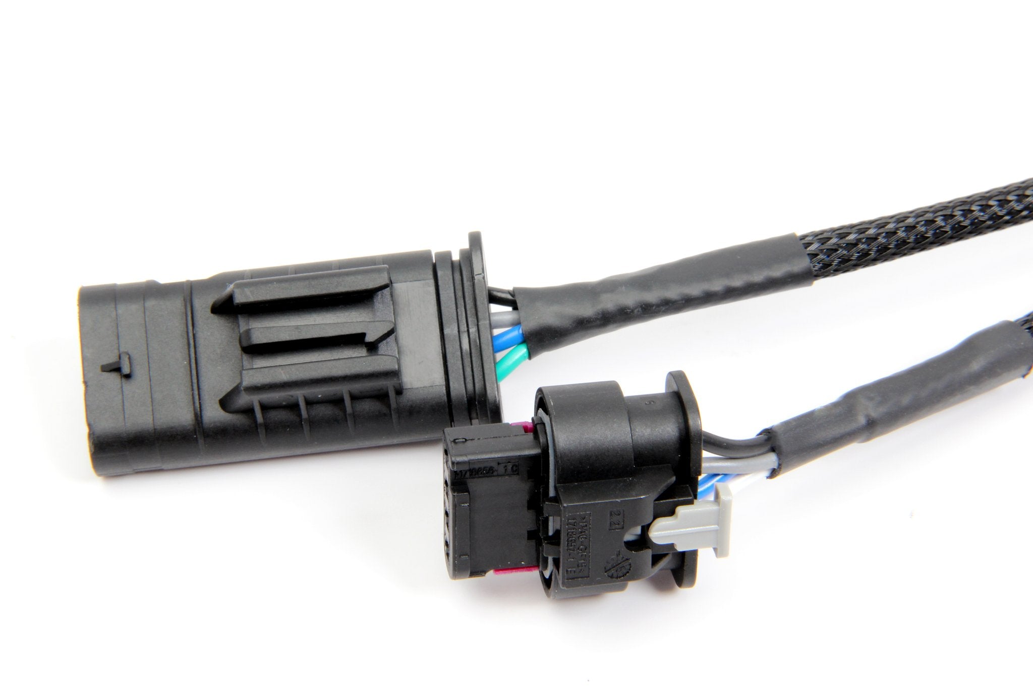DINANTRONICS Sport Performance Tuner - 2009-2018 BMW 328d/335d/X5 - Photo - out of package Angle