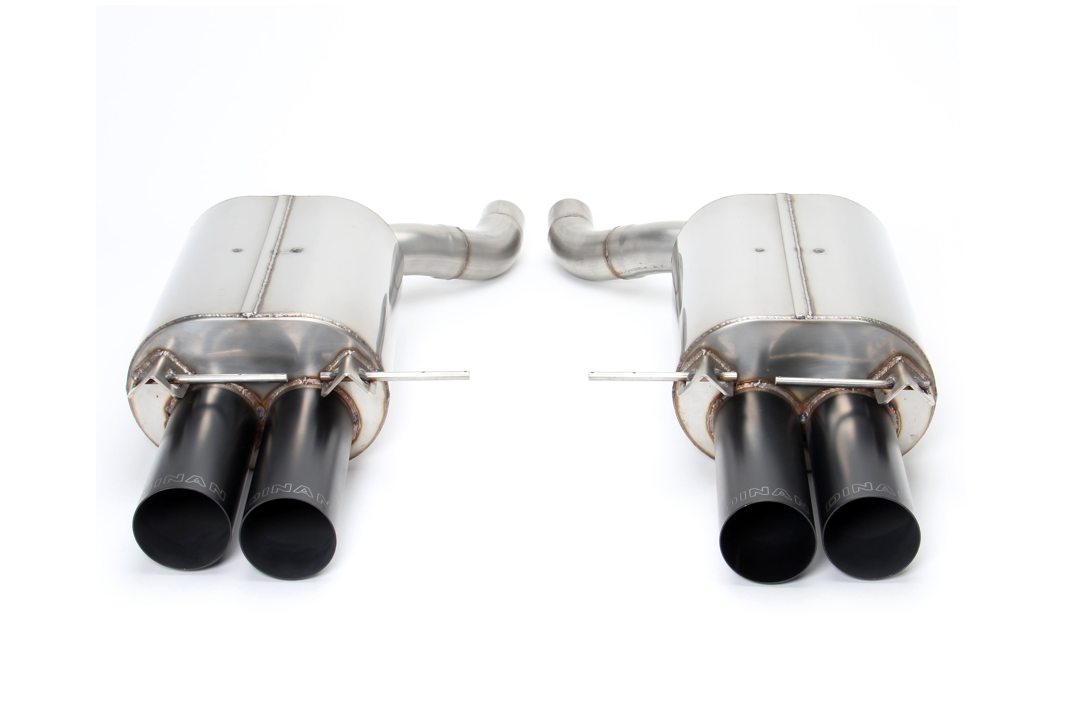 Dinan Free Flow Axle-Back Exhaust - 2006-2010 BMW M5 - Photo - Primary Front