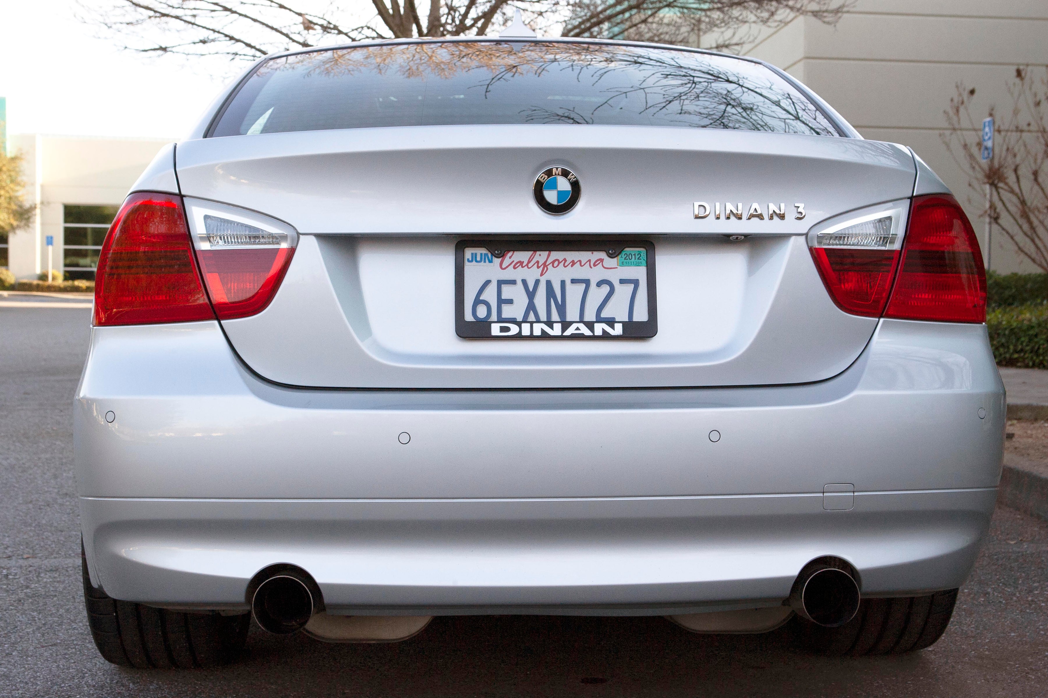 Dinan Free Flow Axle-Back Exhaust - 2007-2011 BMW 335i/335xi - Photo - out of package Right