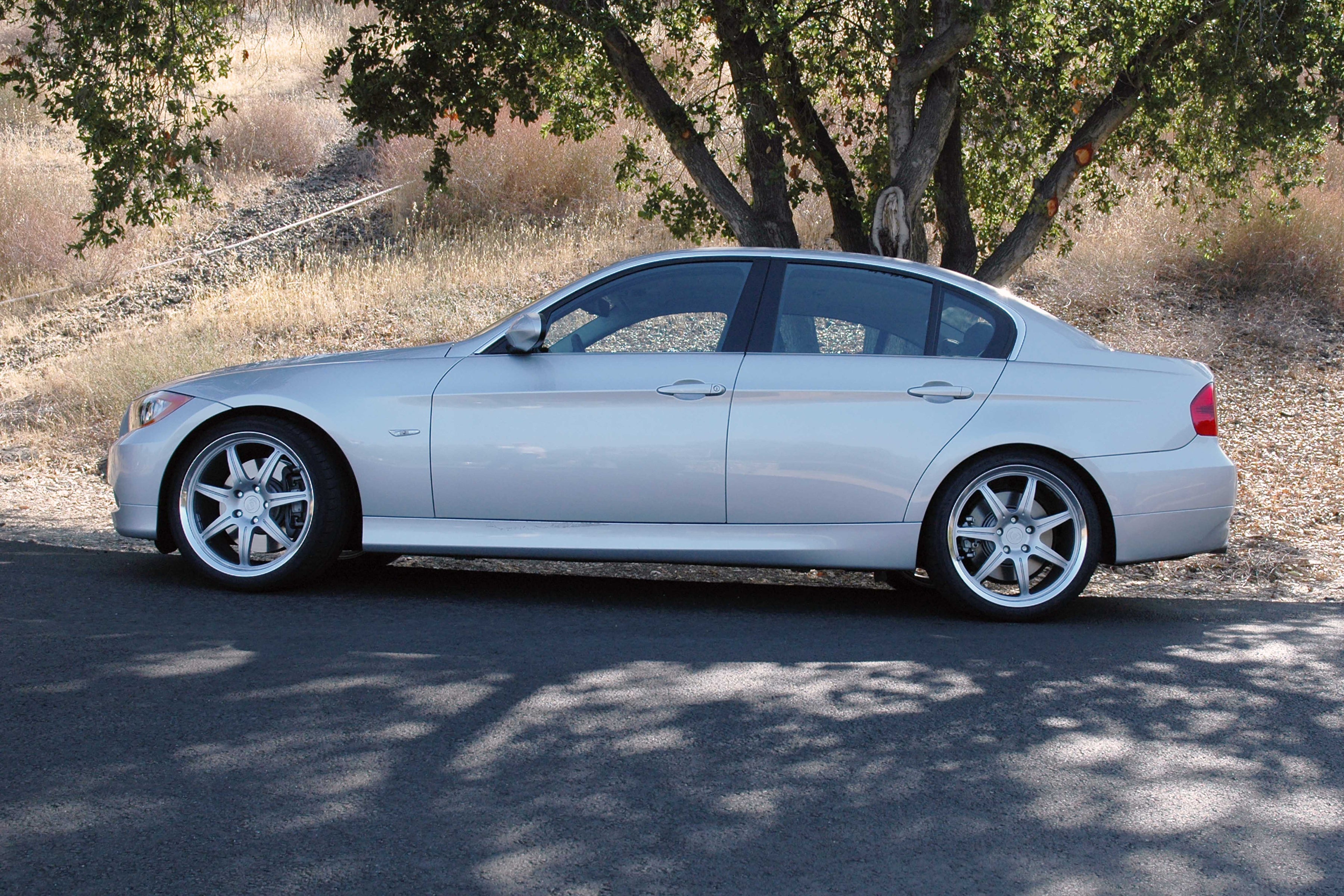 Dinan Free Flow Axle-Back Exhaust - 2007-2011 BMW 335i/335xi - Photo - out of package Left