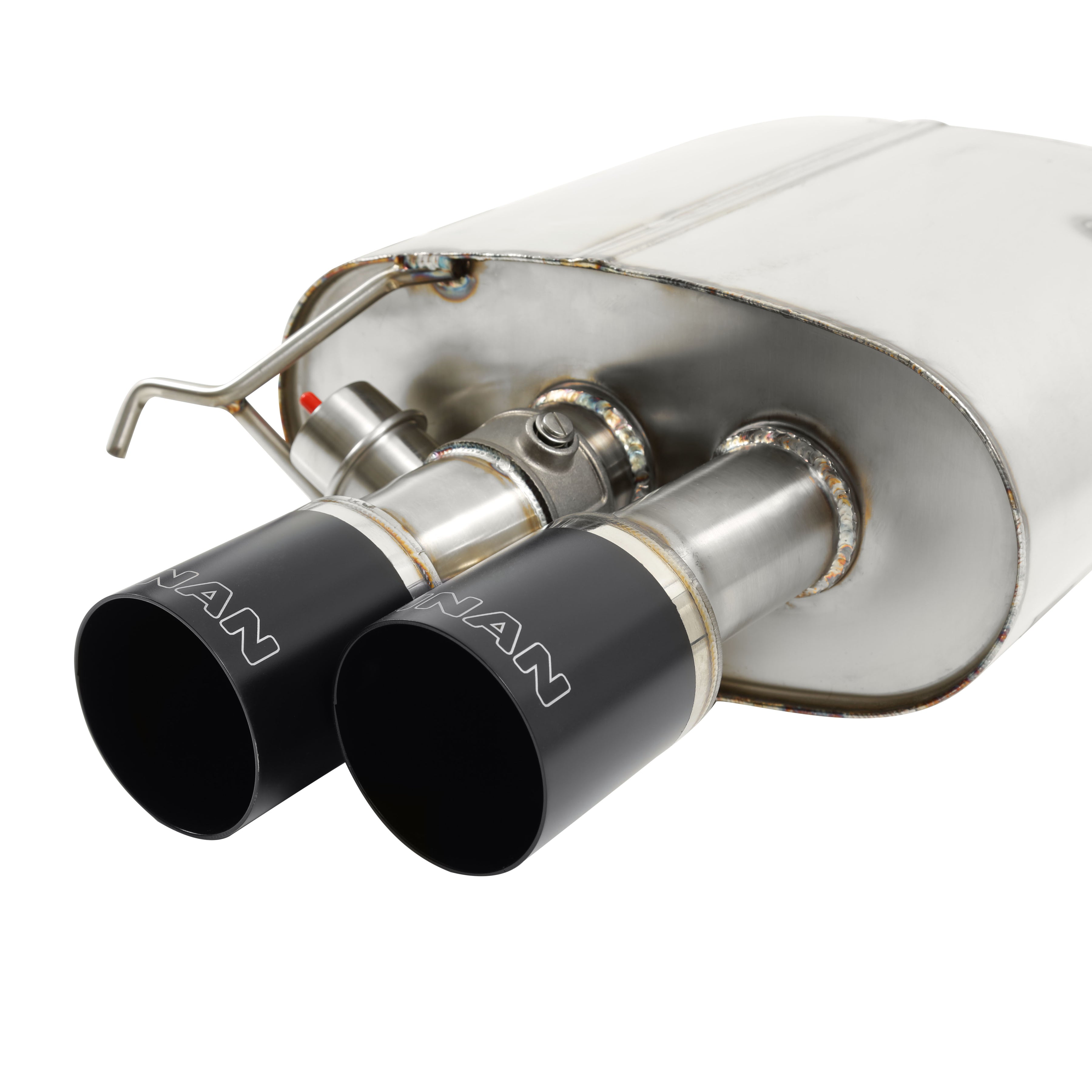 Dinan Free Flow Axle-Back Exhaust - 2011-2016 BMW 550i - Photo - Close Up Angle