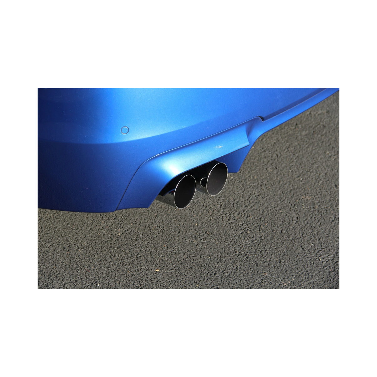 Dinan Free Flow Axle-Back Exhaust - 2012-2016 BMW M5 - Photo - out of package Back