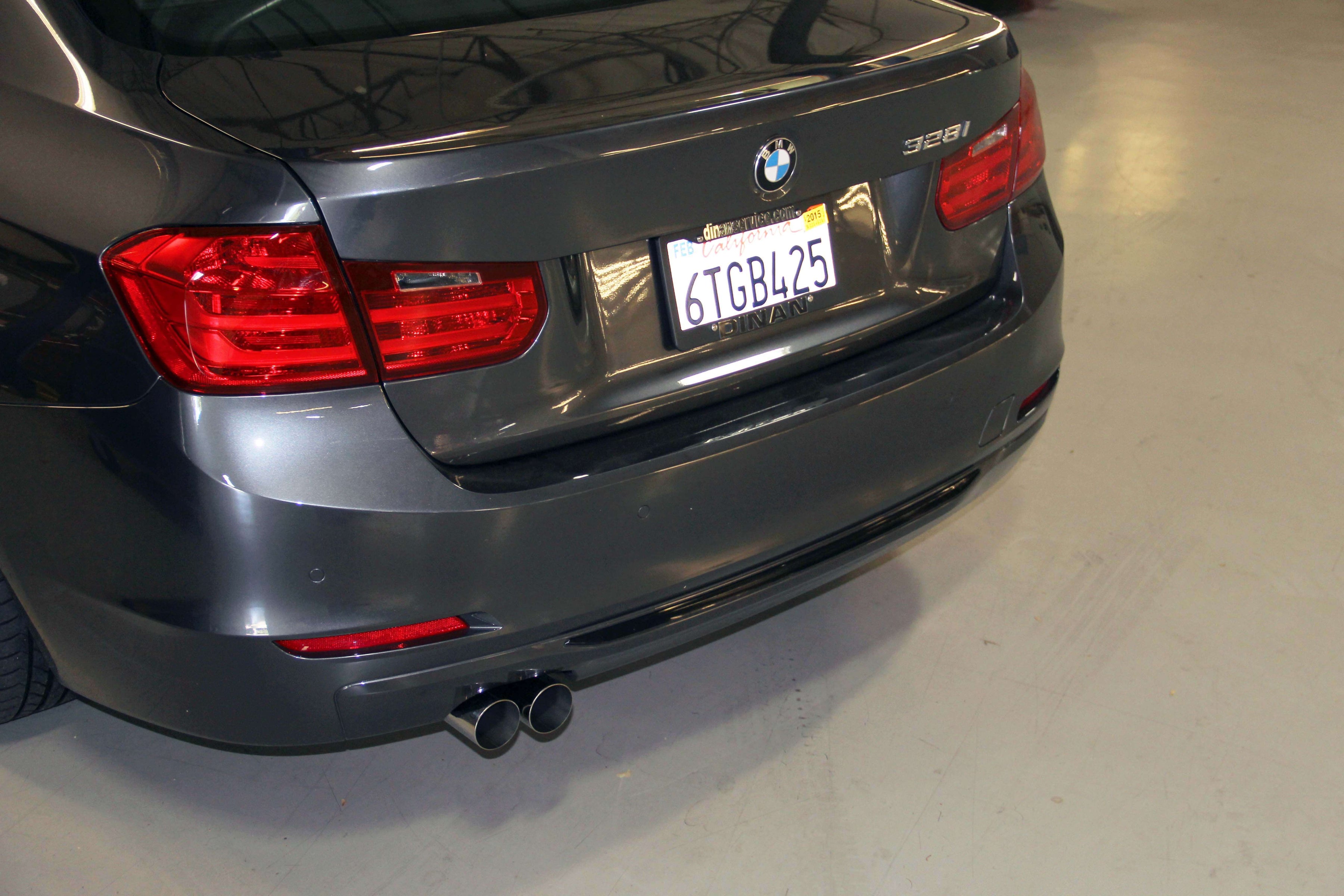 Dinan Free Flow Axle-Back Exhaust - 2012-2016 BMW 328i/428i - Photo - out of package Right