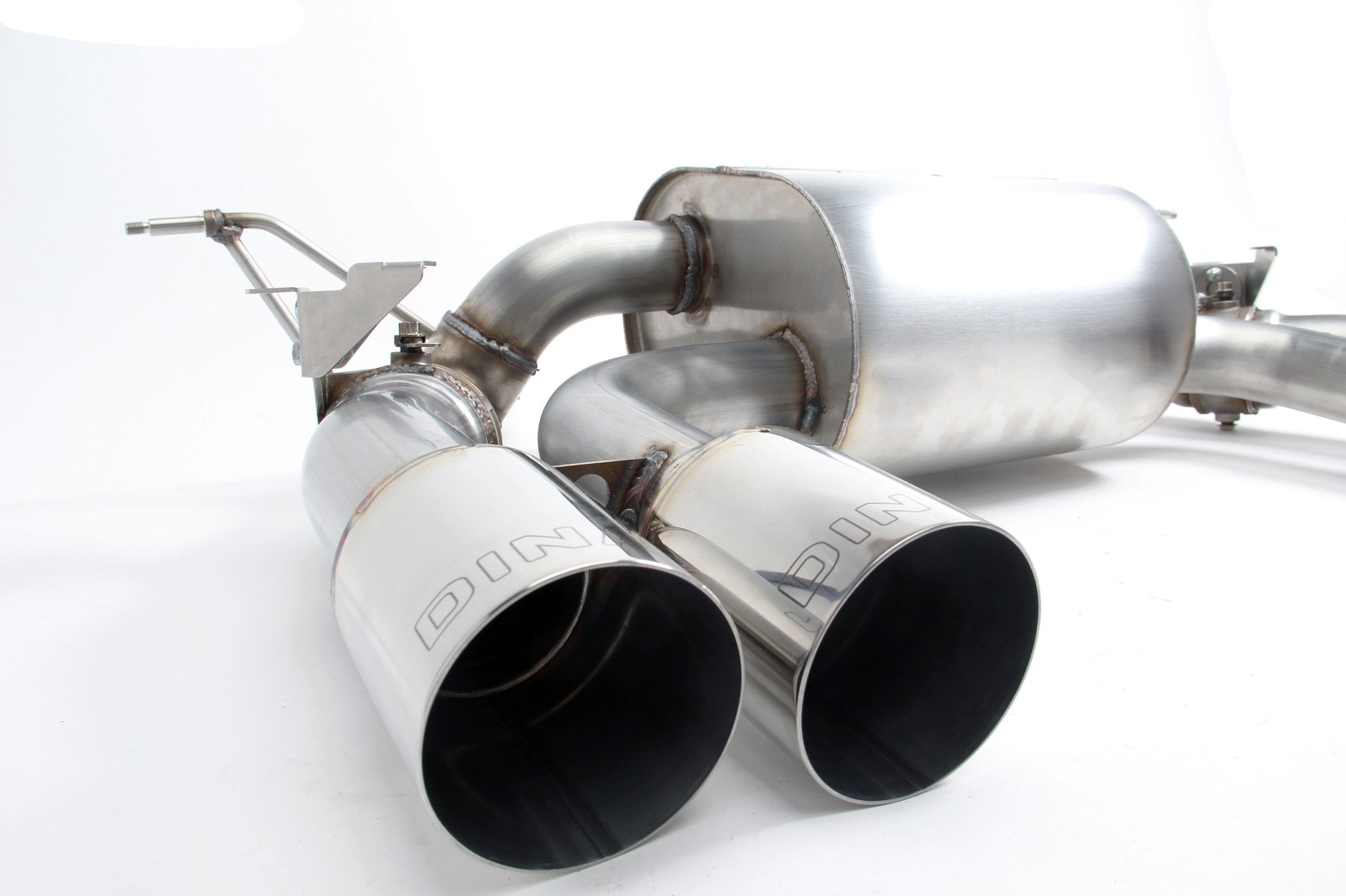 Dinan Free Flow Axle-Back Exhaust - 2015-2020 BMW M3/M4 - Photo - out of package Left