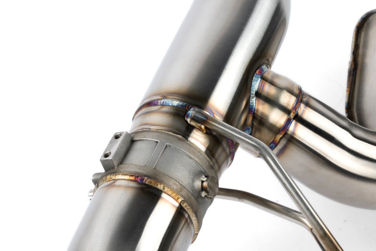 Dinan Valved Axle-Back Exhaust - 2019-2024 BMW 330i/430i - Photo - out of package User 1