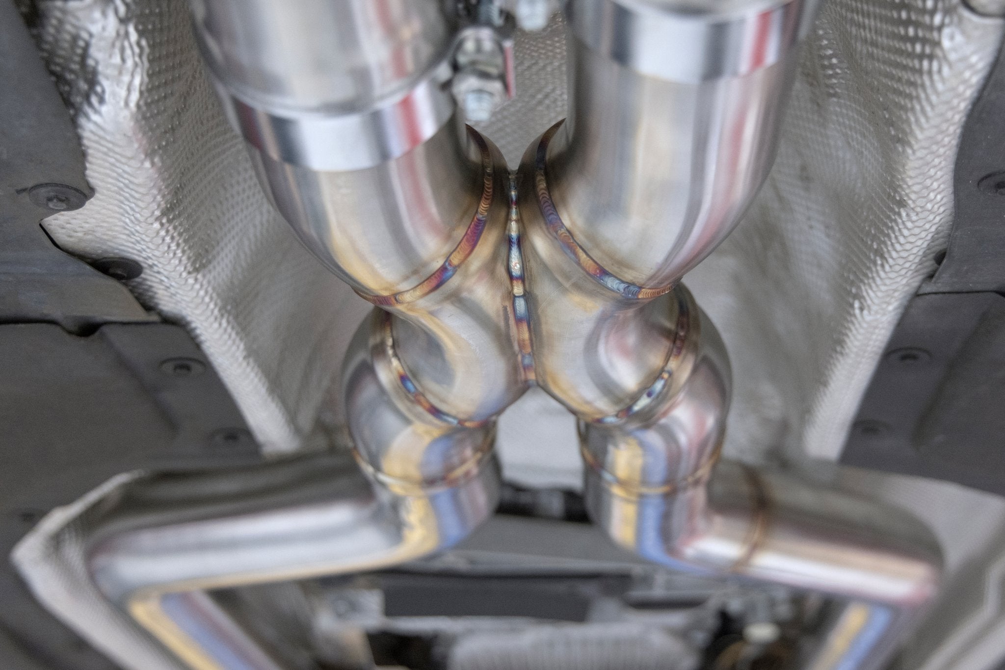 Dinan High Flow Middle Exhaust - 2020-2023 BMW X5M/X6M - Photo - out of package User 2