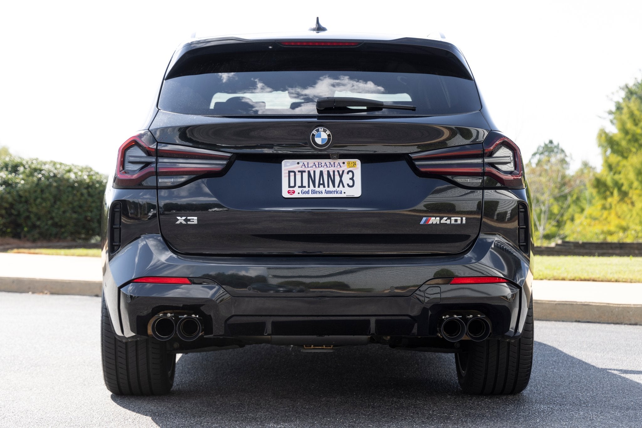 Dinan Valved Cat-Back Exhaust - BMW X3 M40i / X4 M40i - Photo - out of package Side