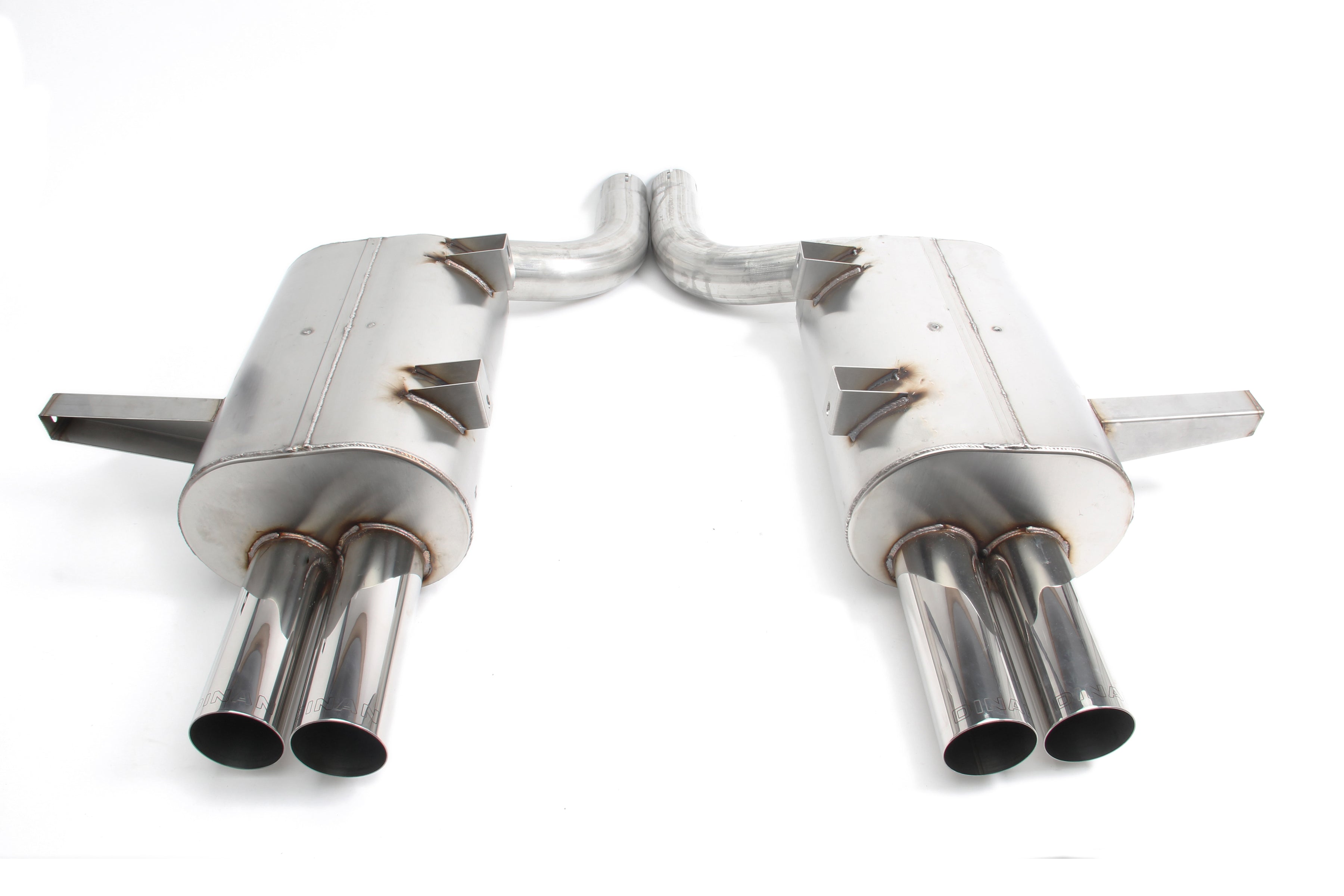 Dinan Free Flow Axle-Back Exhaust - 2000-2003 BMW M5 - Photo - out of package Front