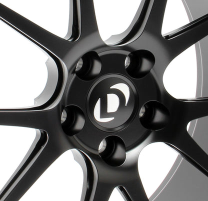 Forgeline GA1R Performance Wheel Set - 2006-2013 BMW 328i/330i/335i/335is - Photo - out of package Right