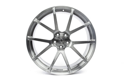 Dinan DC3 Performance Wheel Set - 2018-2025 BMW M5 / X3M / X4M - Photo - out of package Back