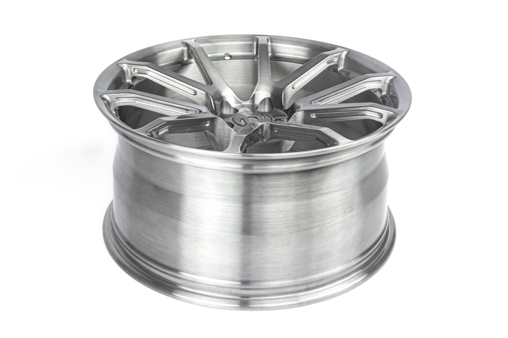 Dinan DC3 Performance Wheel Set - 2018-2025 BMW M5 / X3M / X4M - Photo - out of package Top