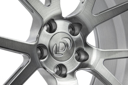 Dinan DC3 Performance Wheel Set - 2018-2025 BMW M5 / X3M / X4M - Photo - out of package Bottom