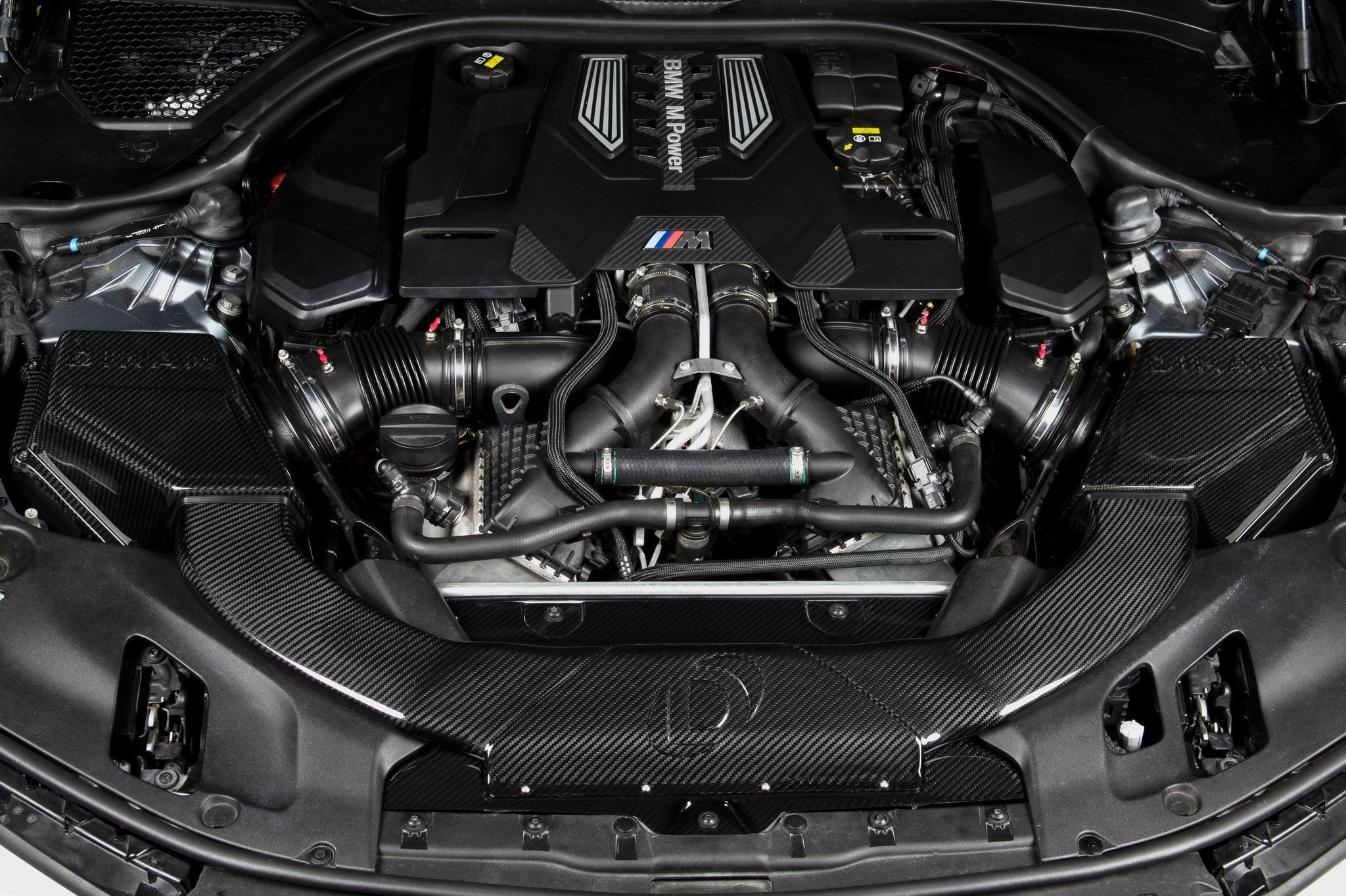 Dinan Cold Air Intake - 2018-2023 BMW M5 - Photo - out of package Side