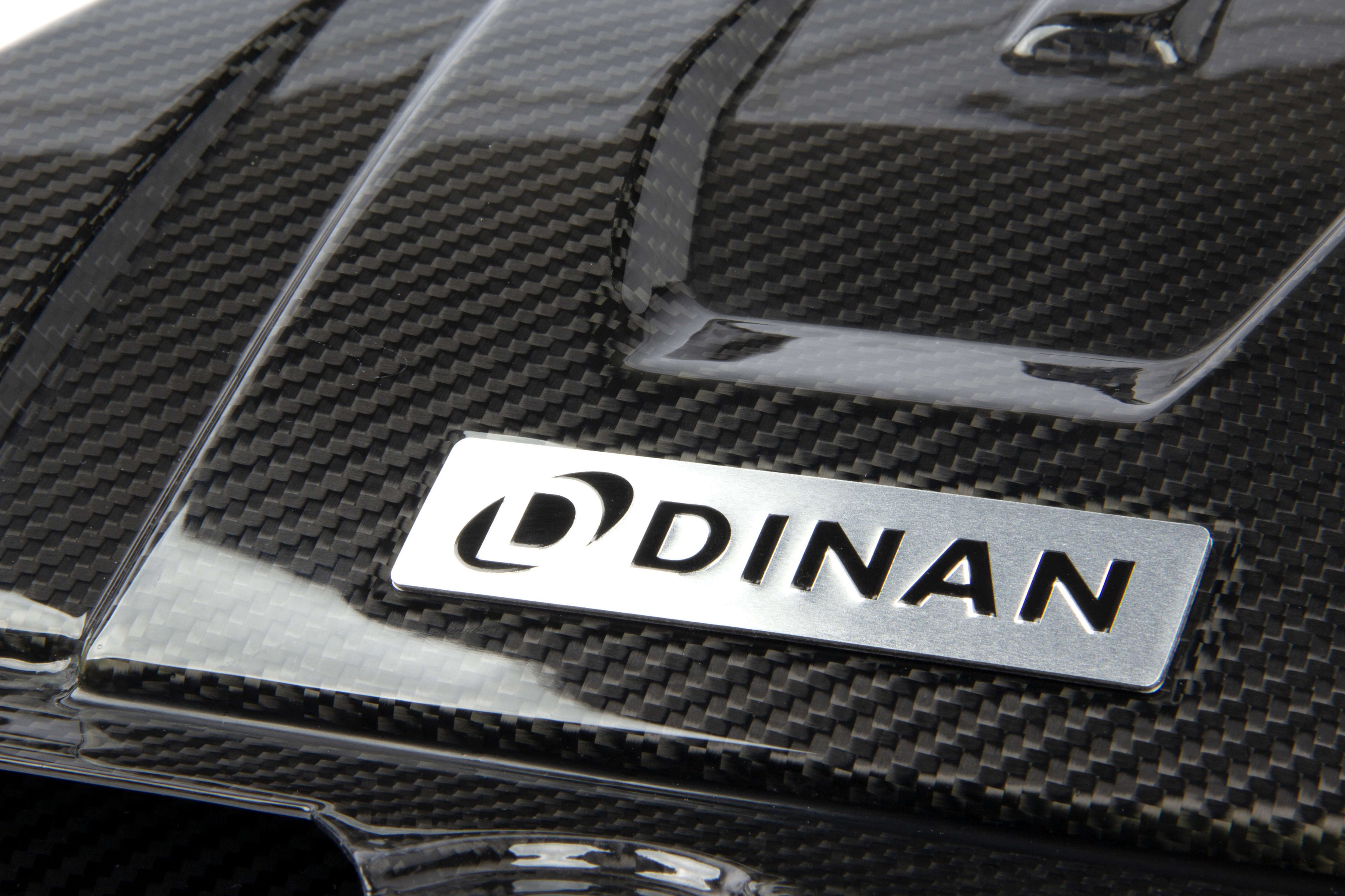 Dinan Cold Air Intake - 2020-2026 BMW X5M/X6M - Photo - out of package Top