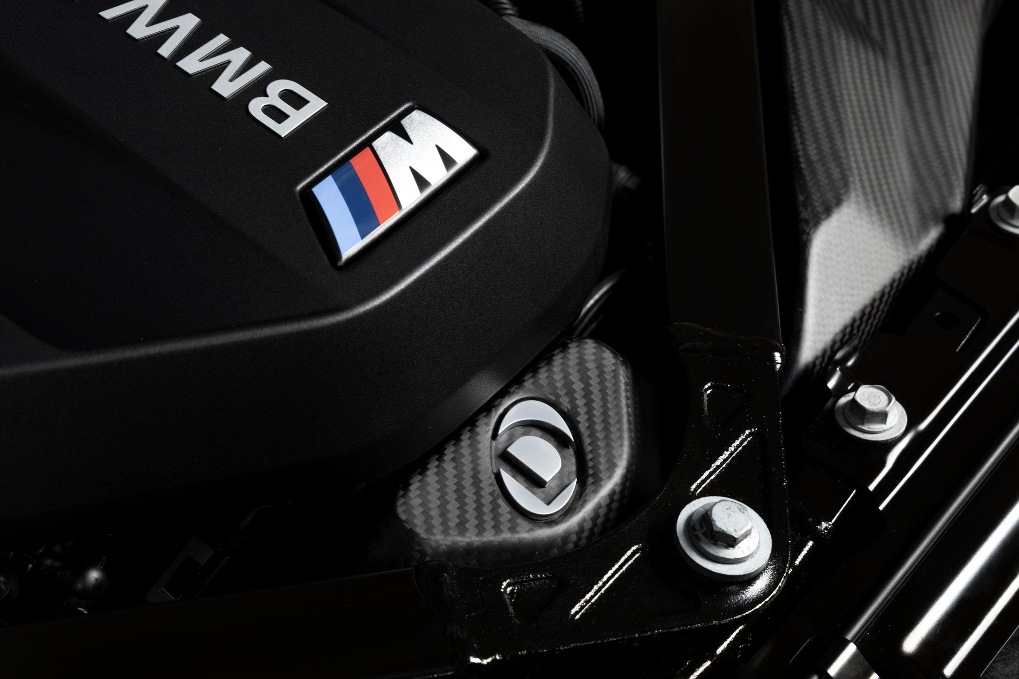 Dinan Matte Carbon Fiber Cold Air Intake - 2021-2026 BMW M2/M3/M4 - Photo - out of package Front