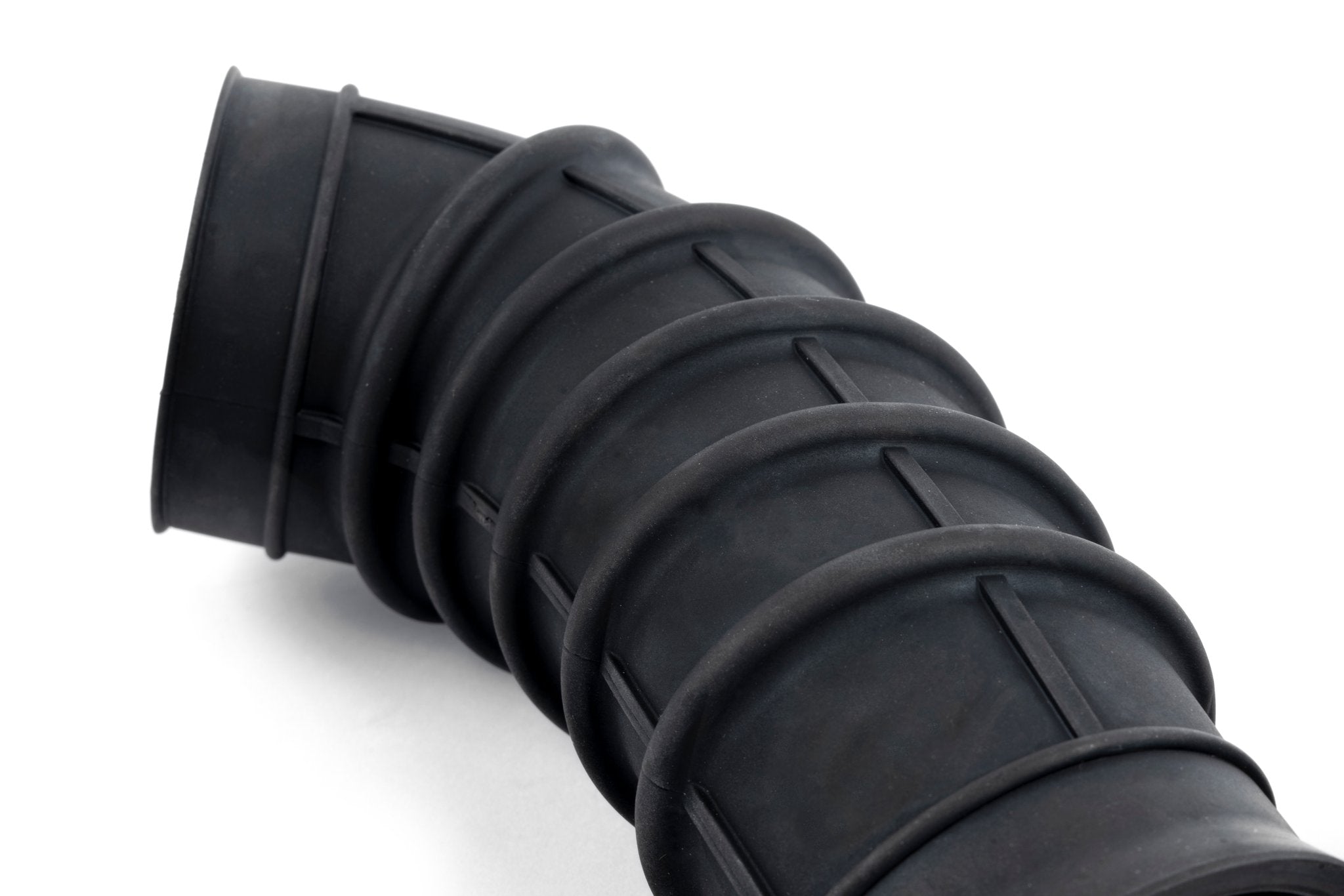 Dinan Matte Carbon Fiber Cold Air Intake - 2021-2026 BMW M2/M3/M4 - Photo - out of package Bottom
