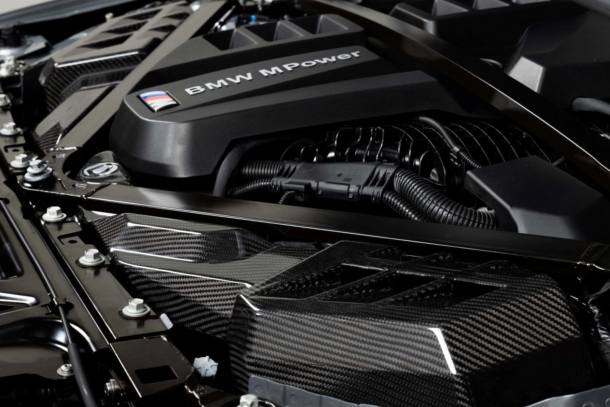 Dinan Gloss Carbon Fiber Cold Air Intake - 2021-2026 BMW M2/M3/M4 - Photo - out of package Bottom