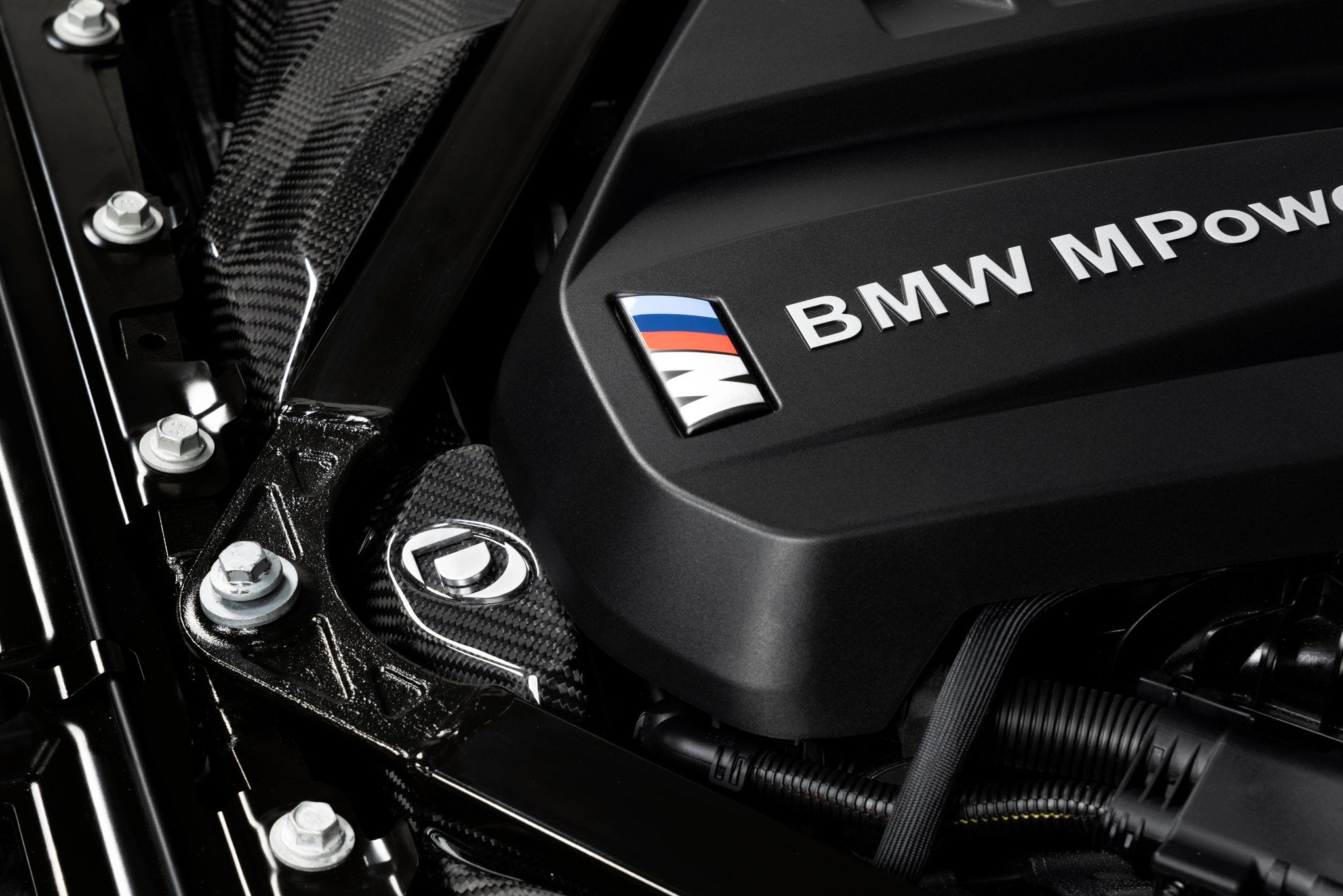 Dinan Gloss Carbon Fiber Cold Air Intake - 2021-2026 BMW M2/M3/M4 - Photo - out of package Front