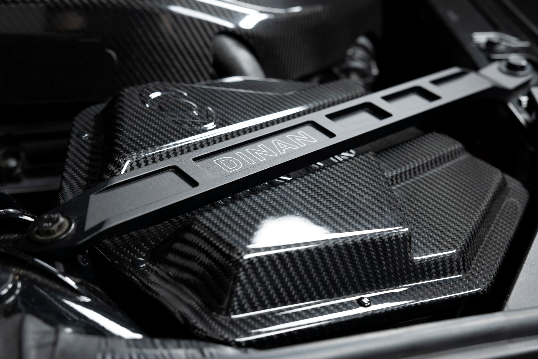 Dinan Cold Air Intake - 2020-2026 Toyota GR Supra 3.0 & 2020-2026 BMW Z4 M40i - Photo - out of package User 4