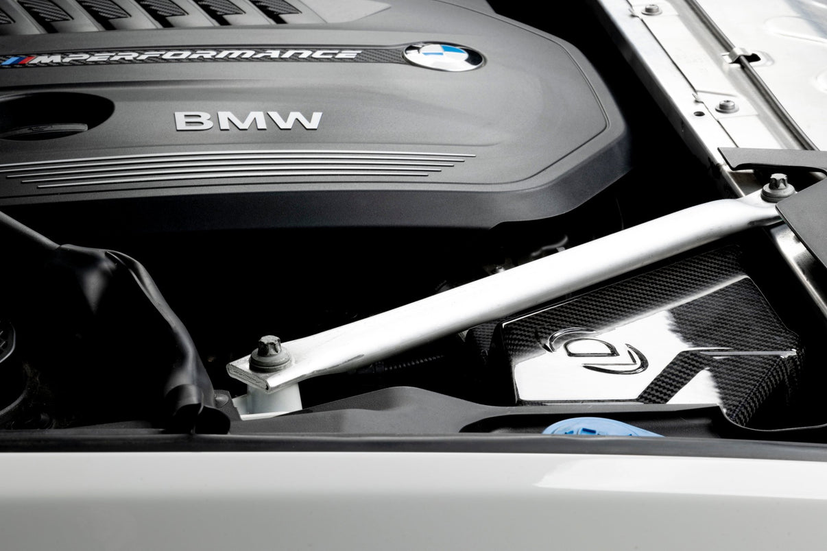 Dinan Cold Air Intake - 2016-2026 BMW 540i/740i/840i/X5 40i/X6 40i/X7 40i - Photo - out of package Side