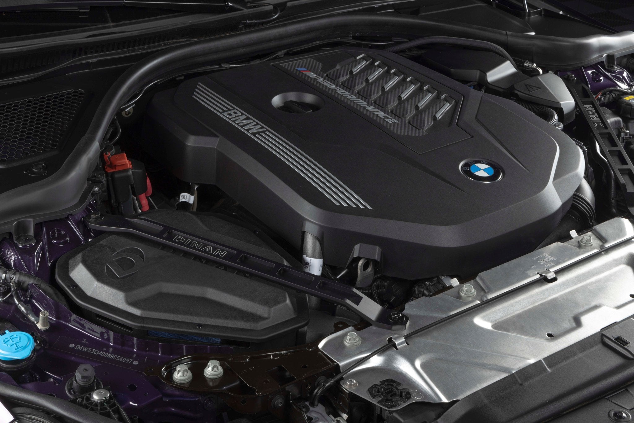 Dinan Cold Air Intake - 2020-2026 BMW M340i/M440i - Photo - out of package User 2