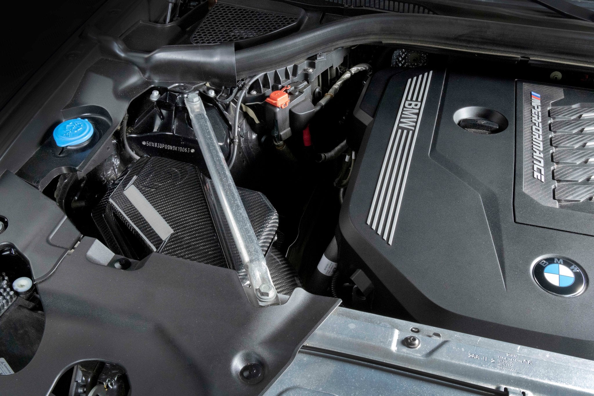 Dinan Cold Air Intake - 2020-2025 BMW X3/X4 M40i - Photo - out of package Bottom
