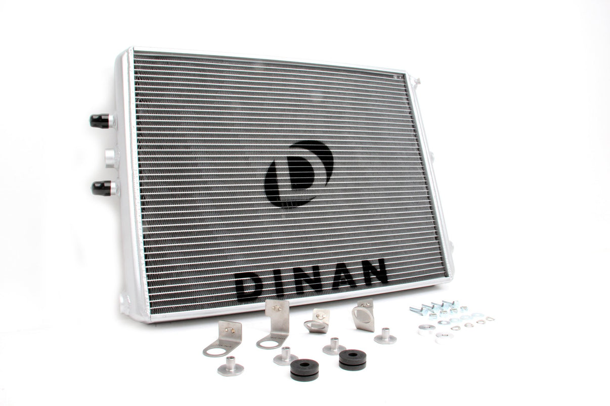 Dinan High Performance Heat Exchanger - 2015-2021 BMW M2/M3/M4 - Photo - out of package Left