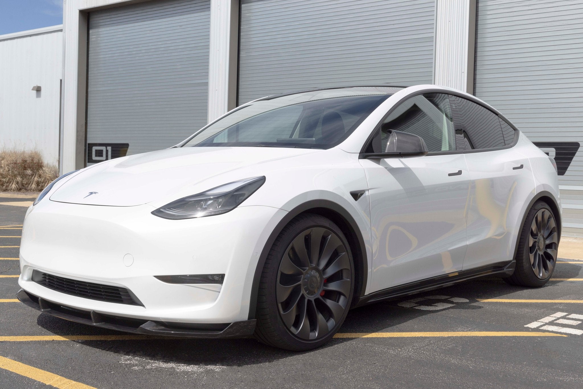 Dinan Side Skirts - 2020-2023 Tesla Model Y - Photo - out of package Back