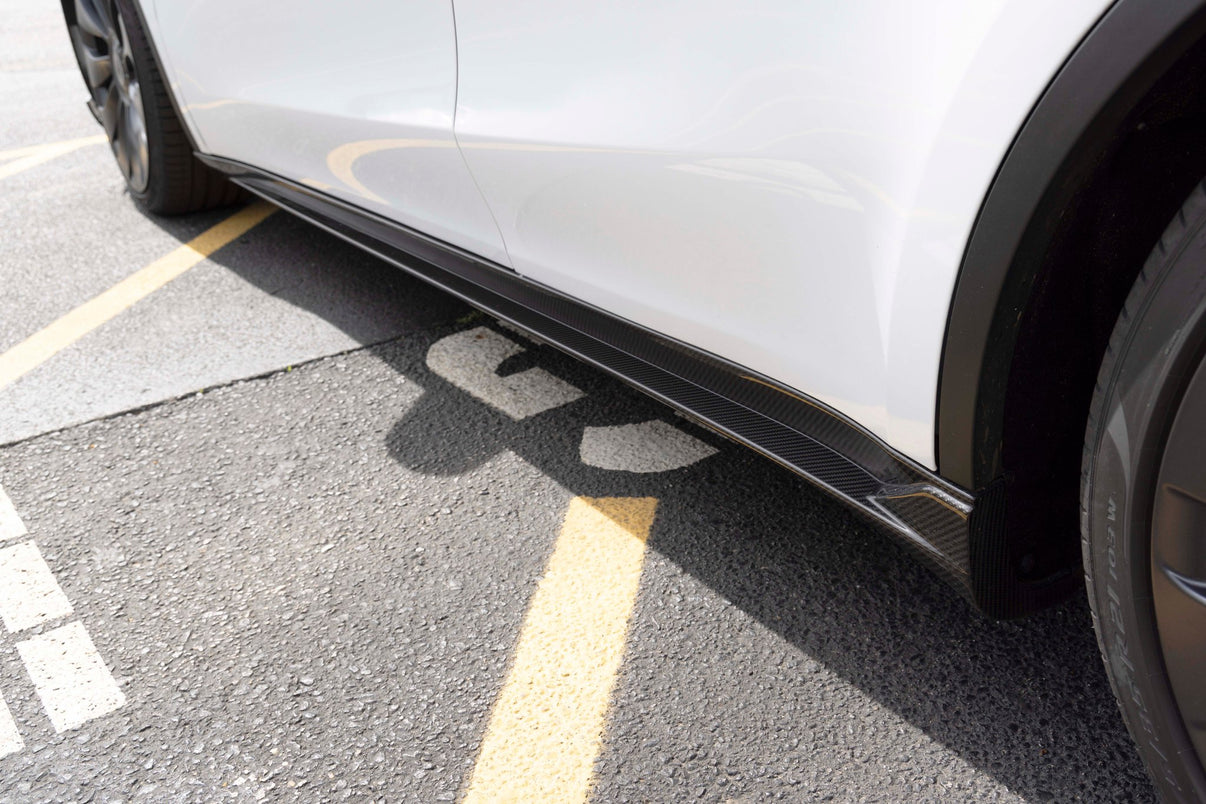 Dinan Side Skirts - 2020-2023 Tesla Model Y - Photo - out of package Angle