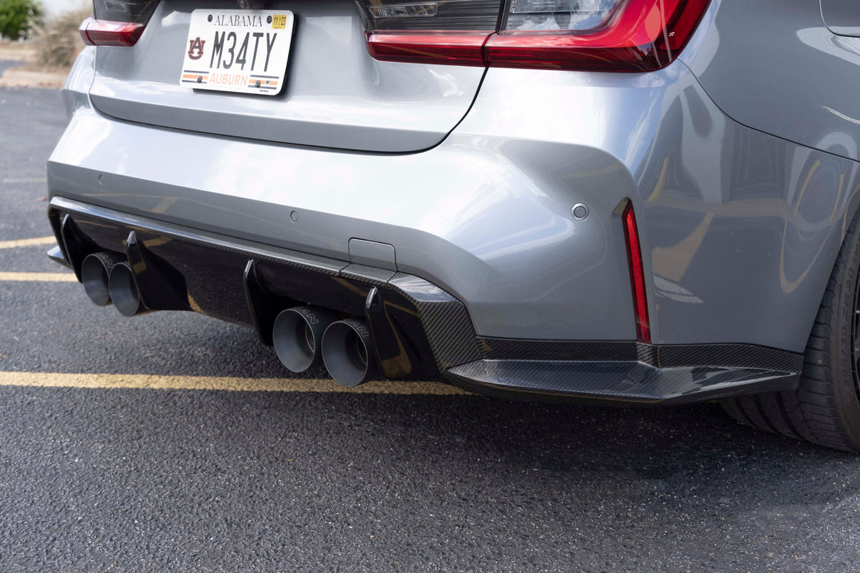 Dinan Rear Side Splitters - 2021-2026 BMW M3 - Photo - lifestyle view User 2