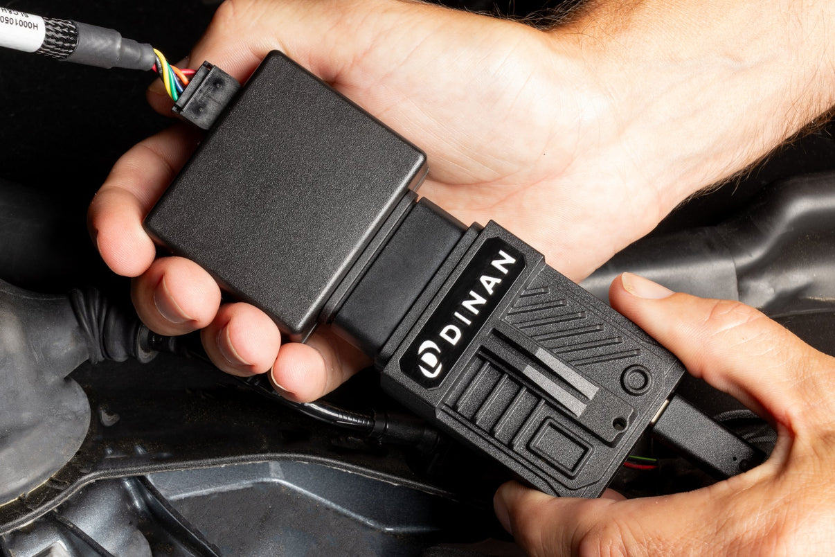 Dinan Connect and MG1 Unlock Tool - Photo - lifestyle view Top