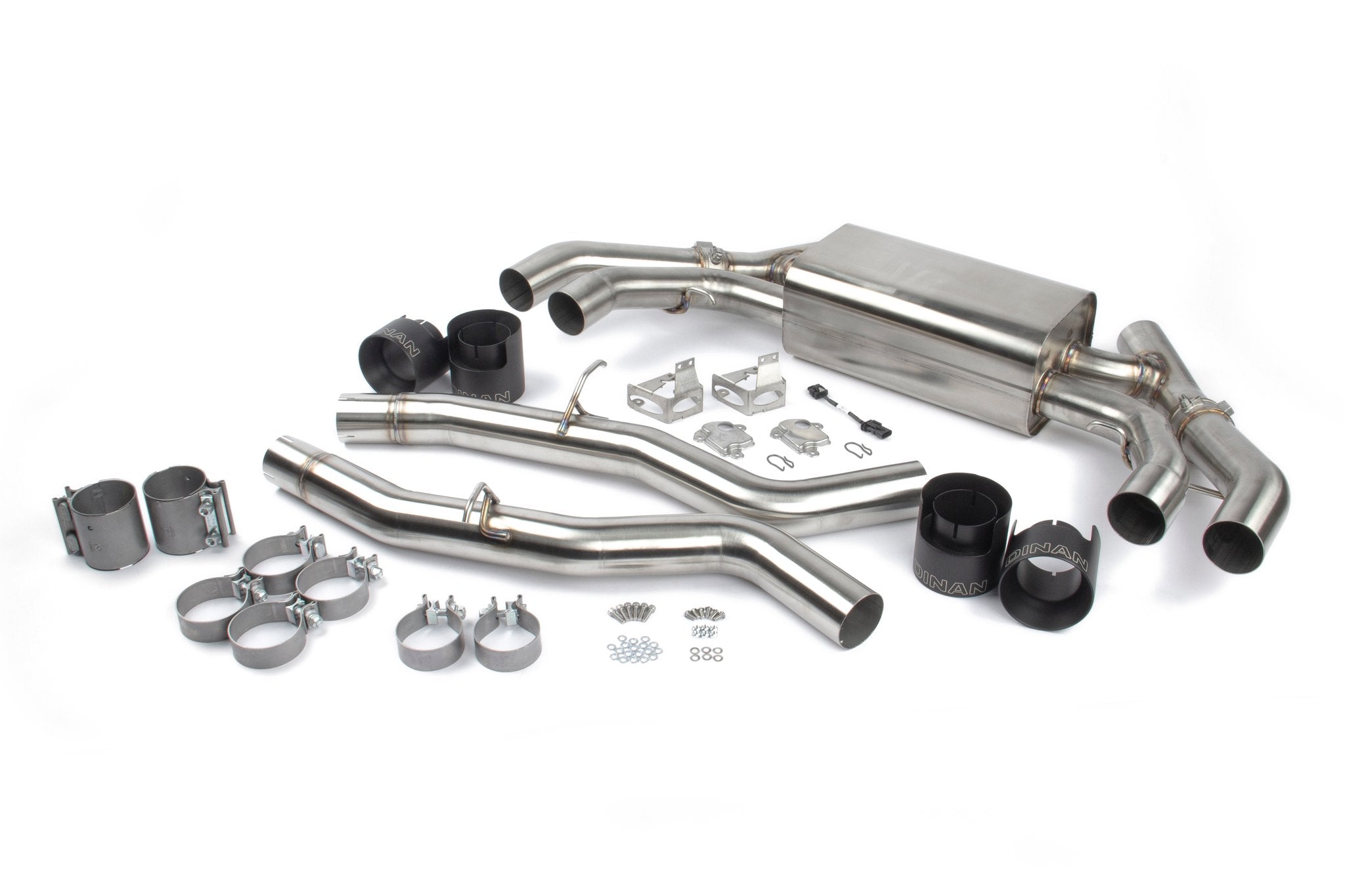 Dinan F9x X3M/X4M Foundation Package (F1) - Photo - out of package Front