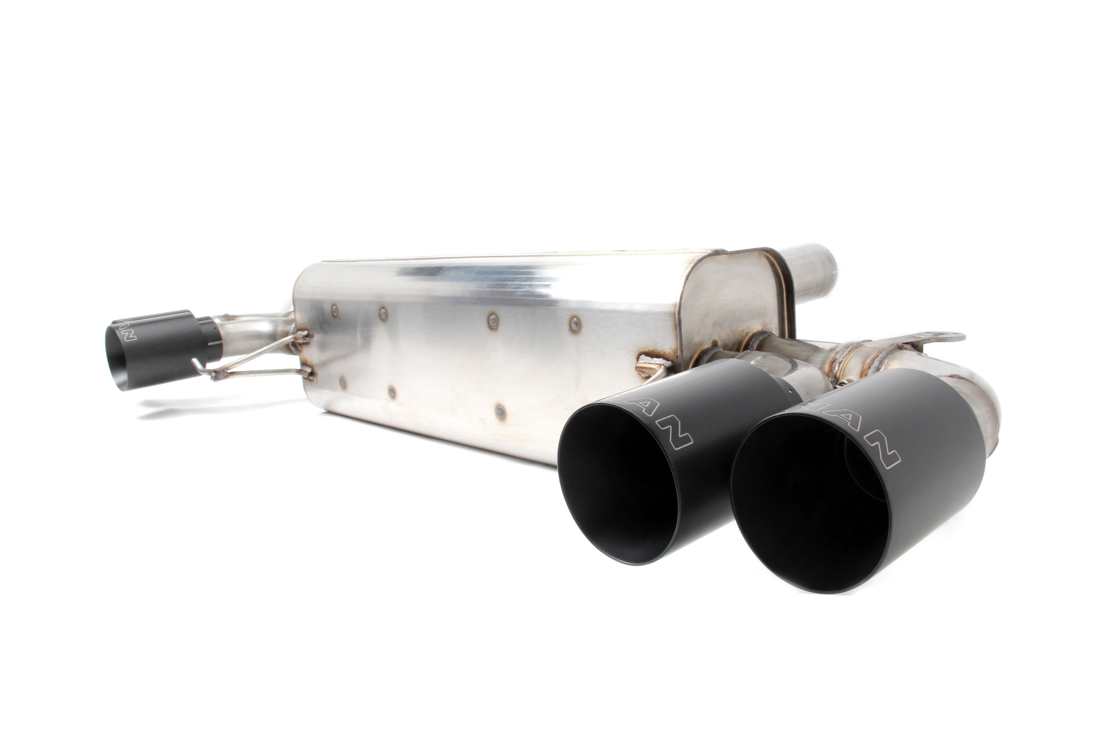 Dinan G30 M550i Foundation Package (F) - Photo - out of package User 2