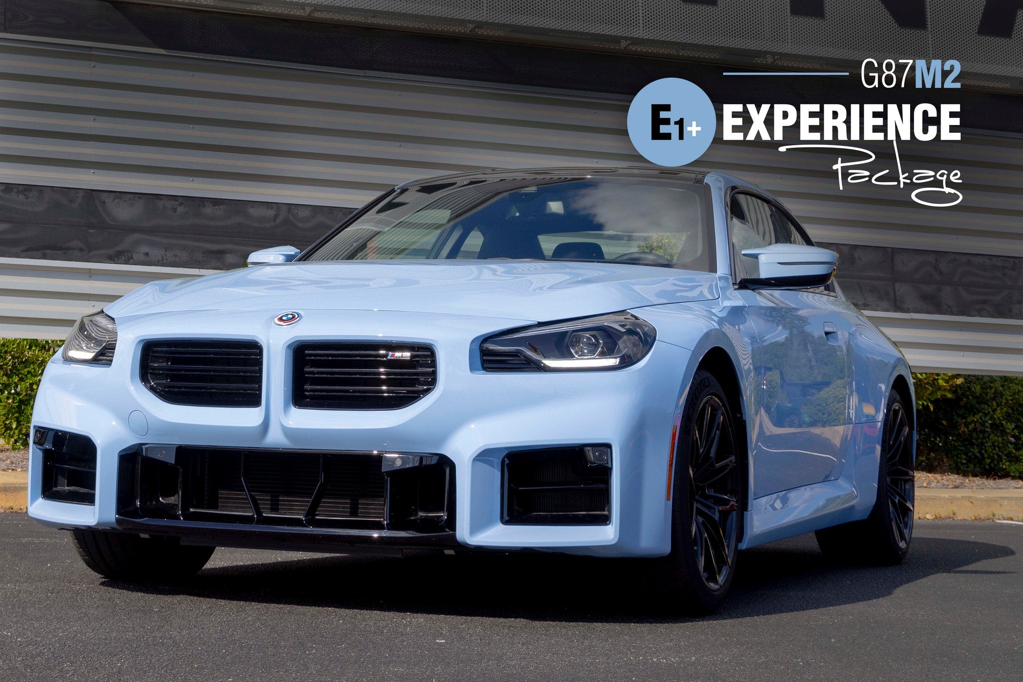 Dinan G87 M2 Experience Package (E1+) - Photo - lifestyle view Left