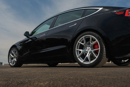 Dinan Hyper Kinetic™ HB003 Wheel 19x8.5 in. +20mm Offset - Silver - Photo - out of package Right