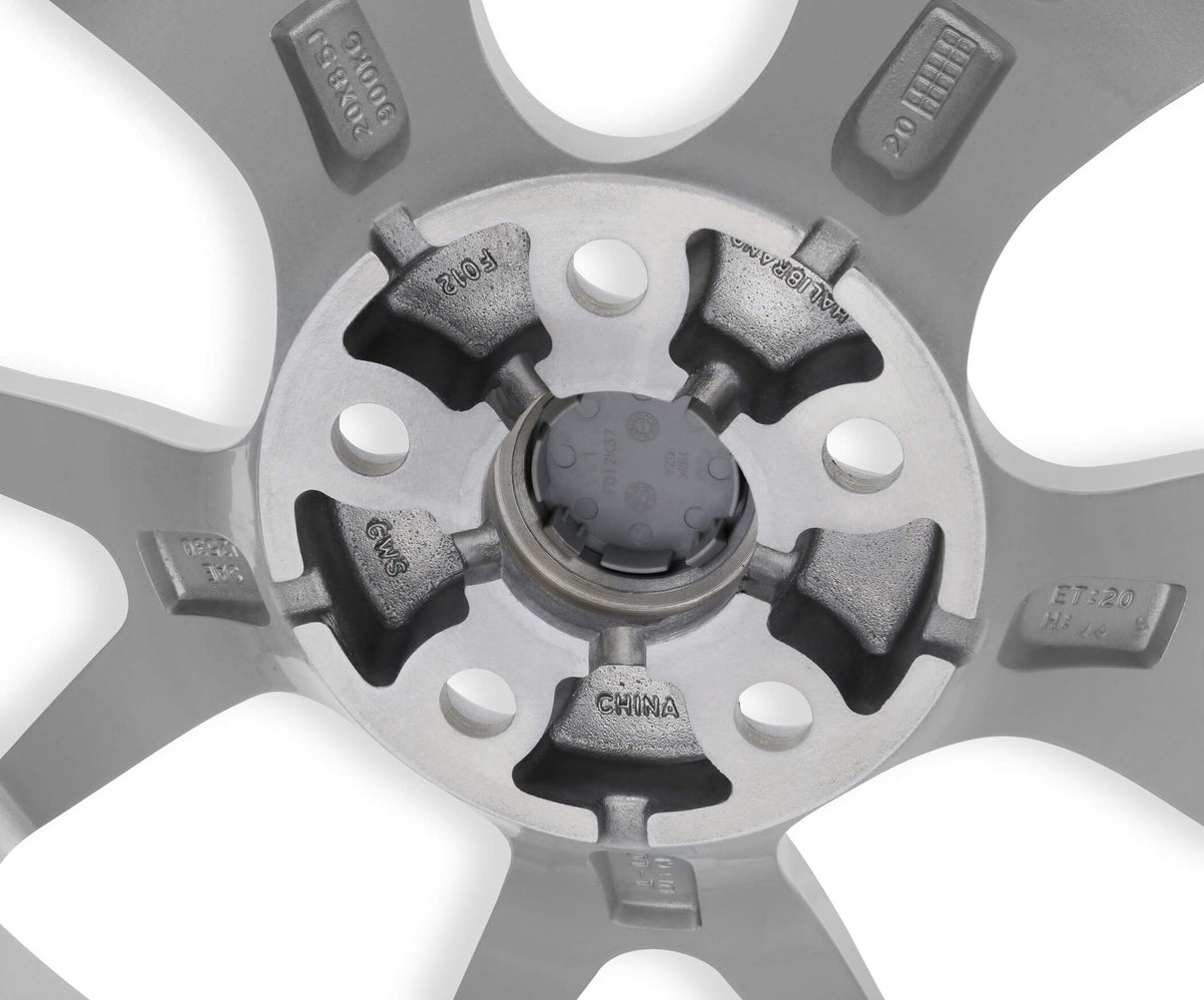 Dinan Hyper Kinetic™ HB003 Wheel 20"x8.5" +20mm Offset - Silver - Photo - out of package Left