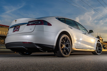 Dinan Hyper Kinetic™ HB003 Wheel 20"x8.5" +20mm Offset - Anthracite - Photo - out of package Side
