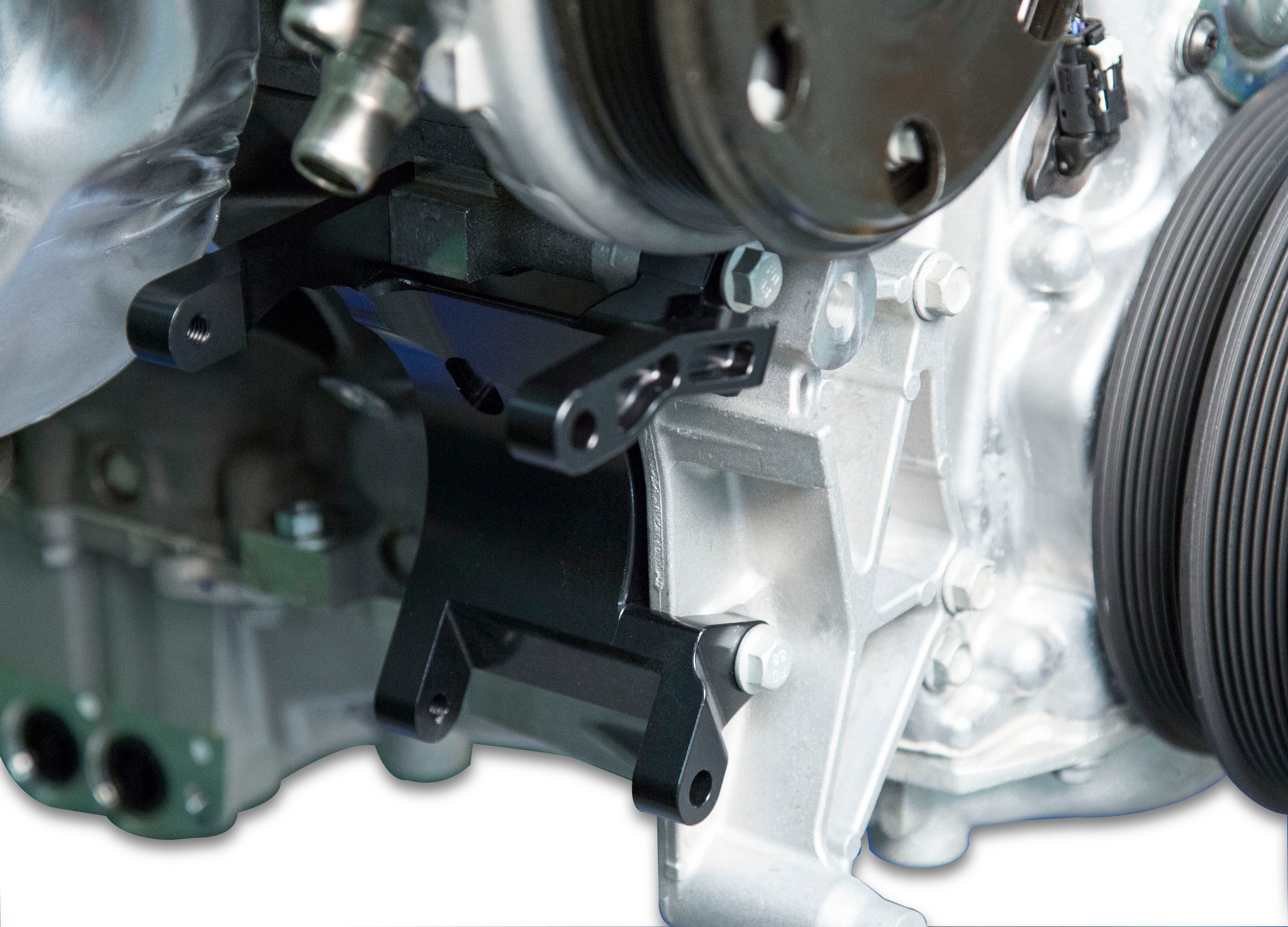 Low Mount A/C Brackets for the Gen 5 LT4/LT1 Dry Sump Engines - Photo - out of package Side