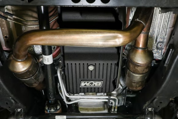 B&M Hi-Tek Heavy-Duty Deep Transmission Pan-GM 10L80- Aluminum-Black Anodized - Photo - Mounted Side